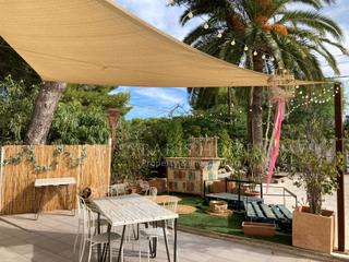 Local Comercial a Las Rotas / Les Rotes. Oportunidad unica, emblematico restaurant a la venta en denia
