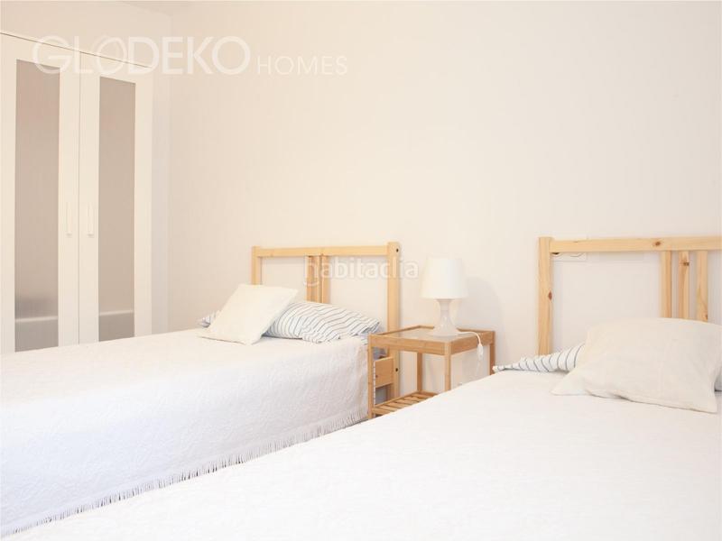 Foto 1ce8f230-b498-4669-96a5-4af01873f6c9. Pis a Playa Levante Santa Pola