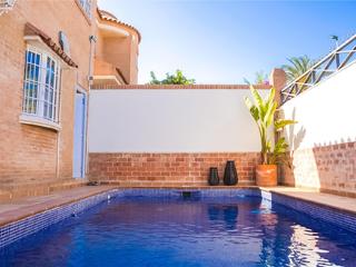 Chalet in Jubalcoi. Espectacular chalet en la zona más exclusiva de elche