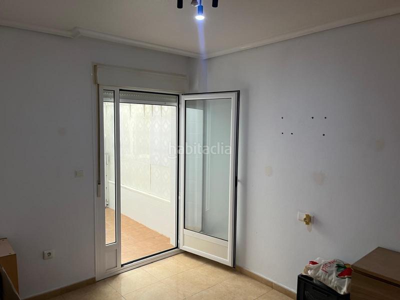 Foto 3412c165-e4e0-4c30-810a-31e3c7893a77. Piso  en almoradi a 15 minutos de la playa de guardamar del segura en Almoradí