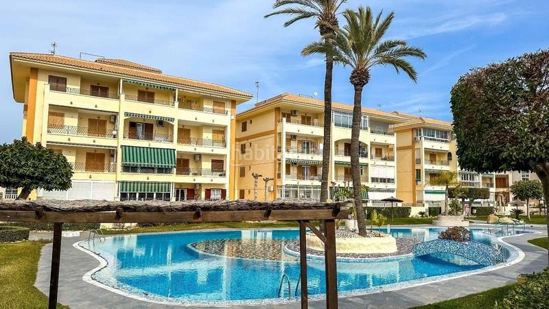 Foto 8e4bdca8-b6a1-4ed8-85ff-245bdddd2e15. Appartement avec piscine dans Los Europeos Torrevieja