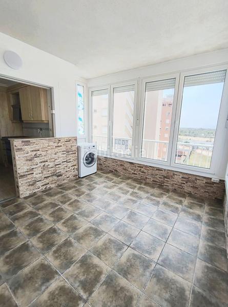 Foto 48dcae64-6a92-413f-80d5-209c5151f13b. Piso oportunidad unica, espectacular piso con vistas panoramicas y piscina en Guardamar del Segura