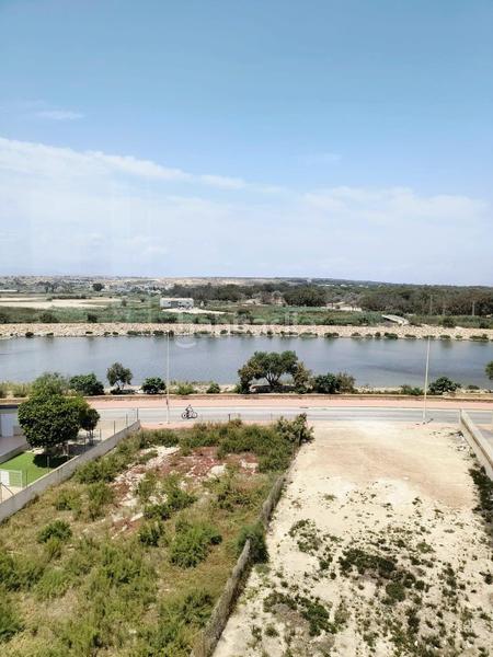 Foto 6f492f5f-a3dc-477e-88dc-24e6343c6df7. Piso oportunidad unica, espectacular piso con vistas panoramicas y piscina en Guardamar del Segura