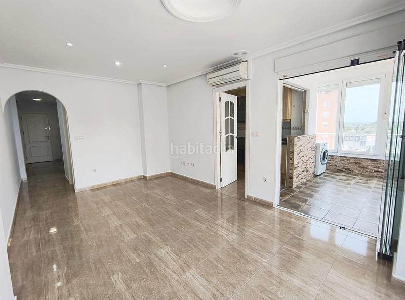 Foto bdfc7999-a5f4-4dff-868c-9efabb9d91ad. Piso oportunidad unica, espectacular piso con vistas panoramicas y piscina en Guardamar del Segura