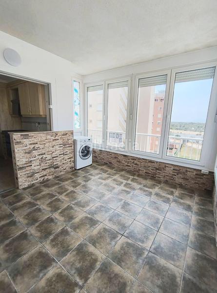 Foto d3ee24c6-f086-4fba-a3da-fae68dcf294e. Piso oportunidad unica, espectacular piso con vistas panoramicas y piscina en Guardamar del Segura