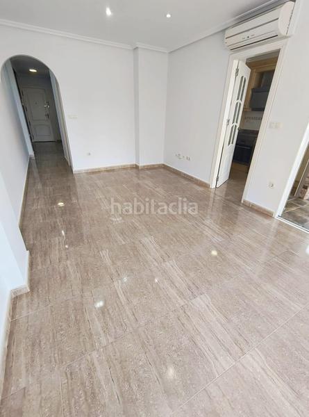 Foto db0df6d3-27cc-4526-bb2e-7599c4f4695e. Piso oportunidad unica, espectacular piso con vistas panoramicas y piscina en Guardamar del Segura
