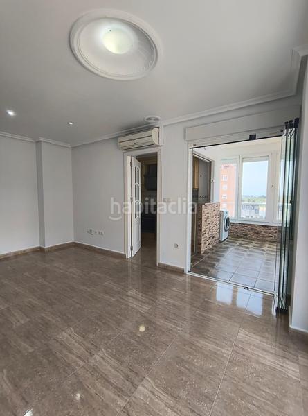 Foto ffb31571-664f-46ab-9741-7bdcf0acae18. Piso oportunidad unica, espectacular piso con vistas panoramicas y piscina en Guardamar del Segura