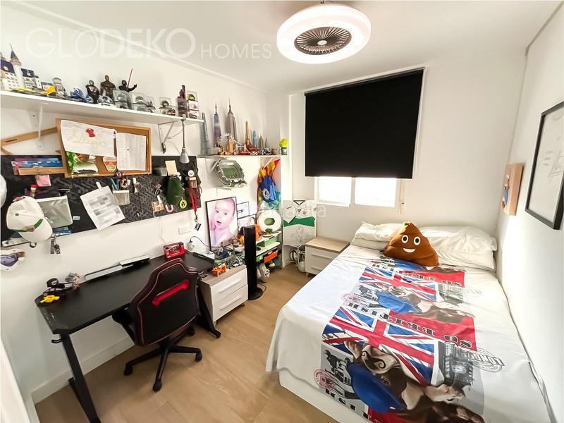 Foto 37cc4efb-f8c1-43d1-bb93-81d5d606af7d. Piso elegante piso, zona kelme con garaje incluido en Elche / Elx