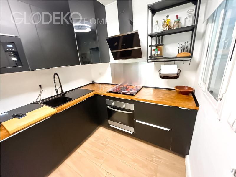 Foto 4f8d6f87-15d0-417e-959d-3dd93b19f23e. Piso elegante piso, zona kelme con garaje incluido en Elche / Elx