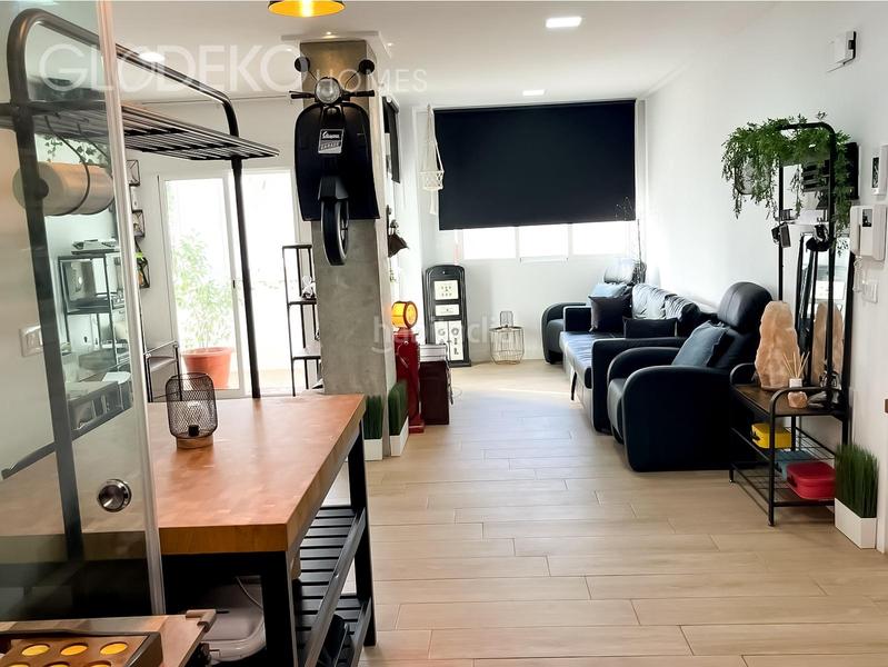 Foto a0aa9b6b-c2d9-4b62-9f27-6df4eef42de8. Piso elegante piso, zona kelme con garaje incluido en Elche / Elx