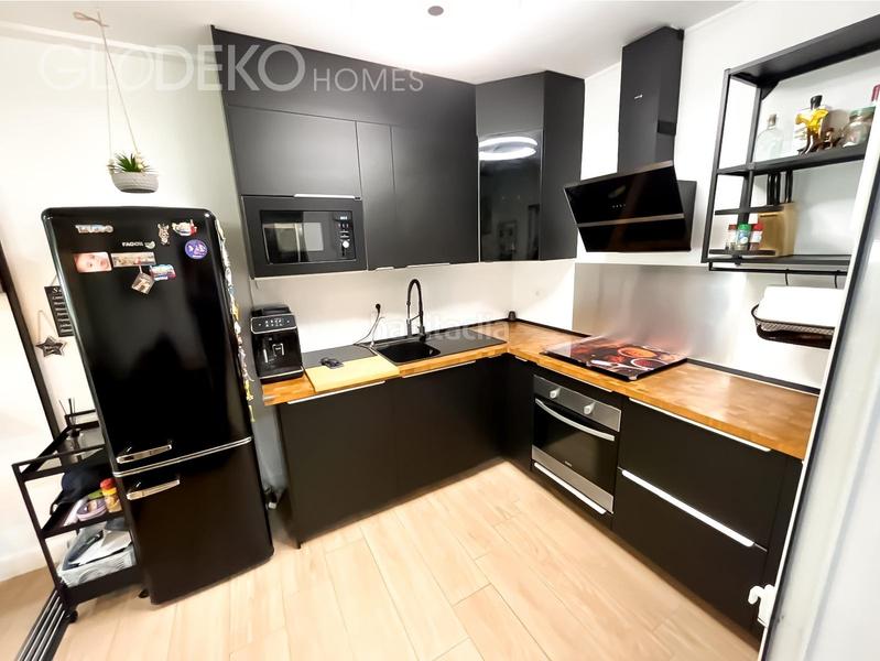 Foto e898f352-7acb-47a3-85a4-b9d2f622a41e. Piso elegante piso, zona kelme con garaje incluido en Elche / Elx
