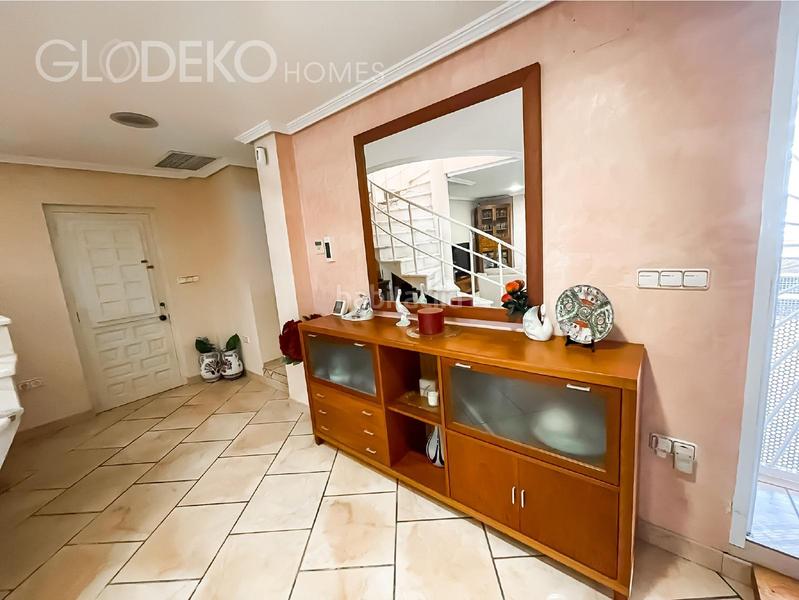 Foto 0d4177f7-9f24-478c-9518-77293dd90002. Xalet amb calefacció aparcament piscina a Ciudad de Asís Alicante