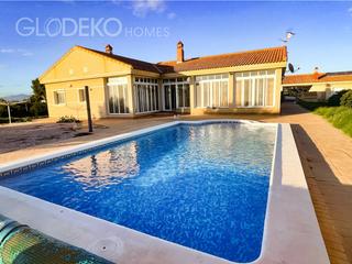 Xalet en Benisaudet. Chalet exclusivo con finca agrcola y piscina en daya nueva alic