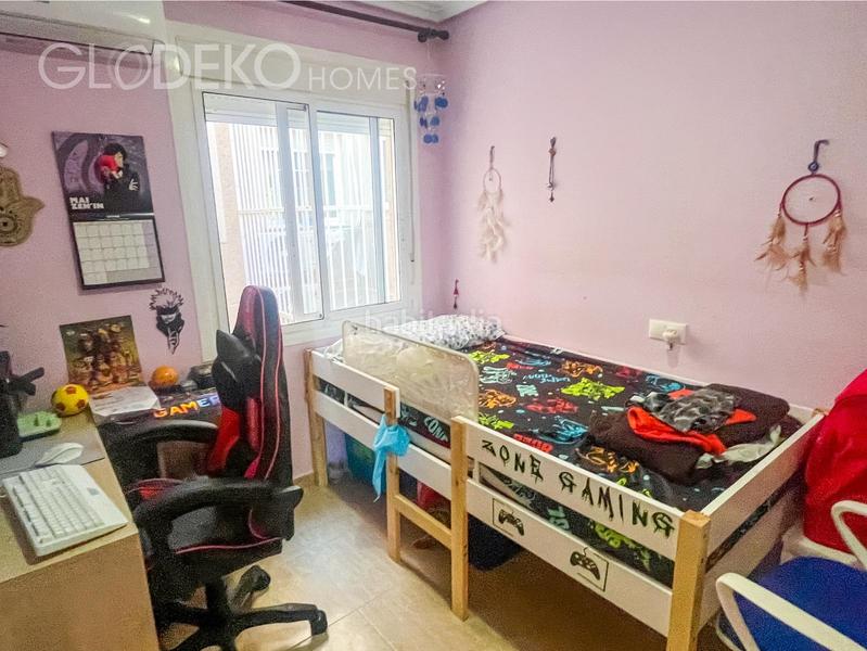 Foto b67d9b10-59bc-4f8f-a53d-b07e5eab7d00. Chalet with parking in Monte y Mar Santa Pola