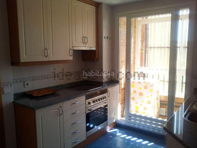 Foto f8b7bbc6-bc62-447a-bc65-d2411c873c47. Location appartement dans calle joaquín turina 8 dans Majadahonda