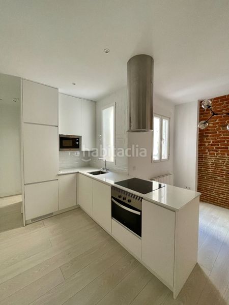 Foto 001bd6c2-1da0-494f-ad09-84695f6771c4. Flat with heating in Fuente del Berro Madrid