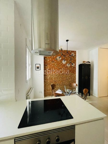 Foto 2351aeec-ac7a-4880-9349-02a1d49f6886. Flat with heating in Fuente del Berro Madrid