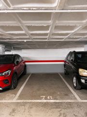 Miete Autoparkplatz in Calle del general álvarez de castro 26. ¡descubre la oportunidad perfecta para aparcar tu vehículo en el