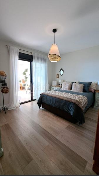 Foto 6d40625c-5e66-4345-8643-691b23f95d2a. Apartamento  moderno con vistas panorámicas al mar en mirador en Estepona