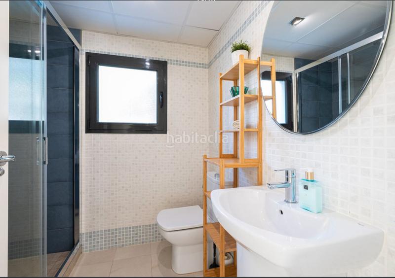 Foto b68473d4-e073-4975-a201-28d603dc60ba. Ático  dúplex con vistas panorámicas al mar en Benalmádena