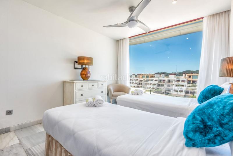 Foto 9e7998a3-4c50-4aec-8b26-7d5e0f57b675. Apartamento  de lujo con vistas al mar en estepona en Benahavís