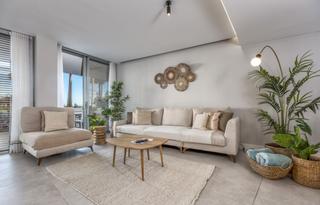 Apartament en Parque Central. Apartamento moderno de 3 dormitorios en primera lnea de playa