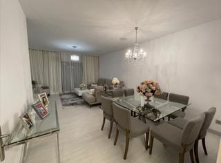 Apartament a Benatalaya. Apartamento reformado con jardín privado en benatalaya