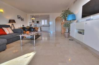 Apartament a Calahonda. Moderno apartamento con vistas al mar en calahonda!