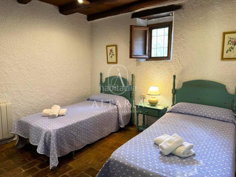 Foto 69b9de76-5847-4abd-ae6b-0e78c63d24cd. Bauernhof mit heizung parking in Anglès