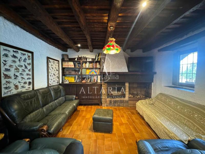 Foto f389afa9-2dc1-4ee5-8976-c156bfbac8fa. Bauernhof mit heizung parking in Anglès