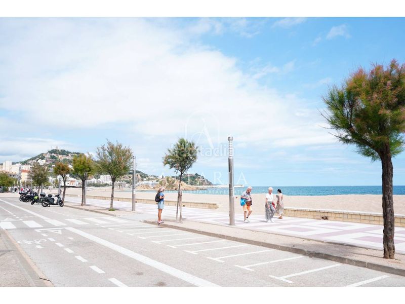 Foto 84418f4f-9900-4417-8812-63592cf54f1c. Local comercial a Els Pins Blanes