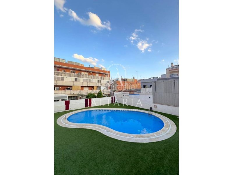 Foto fce88bc0-10e7-418a-9c2a-3d1390a2ae86. Pis amb calefacció piscina a Malgrat de Mar