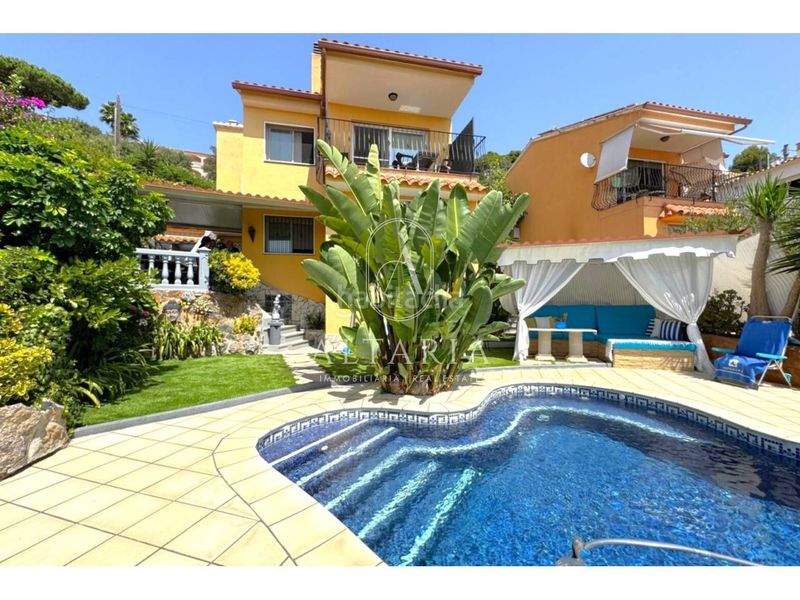 Foto 94da55a0-705a-4b65-90c5-e1629f1d9217. Chalet con riscaldamento piscina in Santa Susanna