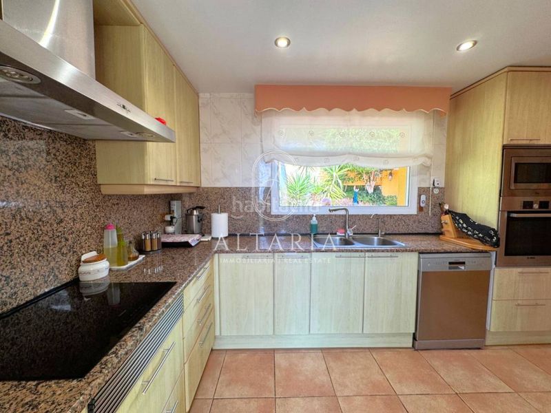 Foto bb3ba8dd-f91d-41b4-9f50-a84a38cdb0f2. Chalet con riscaldamento piscina in Santa Susanna