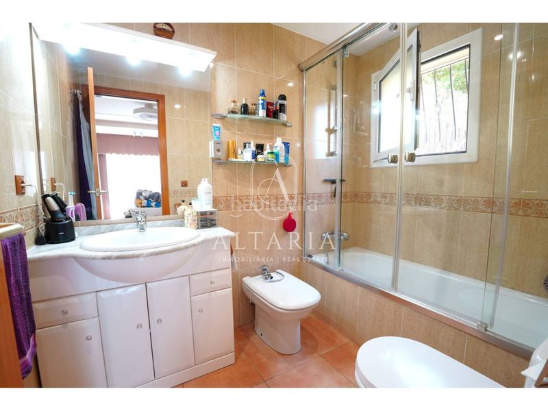 Foto ca4b6951-f6b3-4b84-8504-e89767a91e08. Chalet con riscaldamento piscina in Santa Susanna