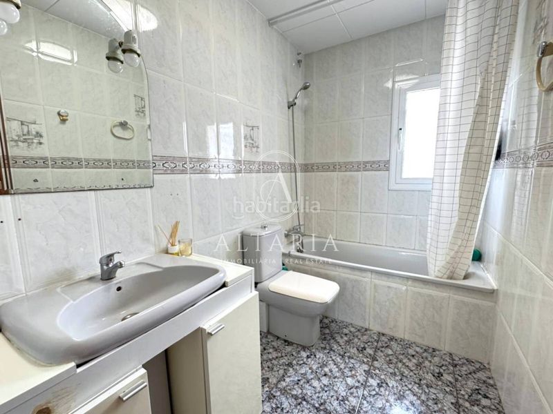 Foto 40f79ea2-8845-4413-88d3-6e338214270a. Casa amb piscina a Serra Brava Lloret de Mar
