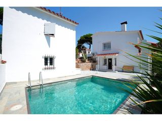 Xalet a Sant Pol. Magnífico chalet reformado con toque mediterráneo, en parcela de