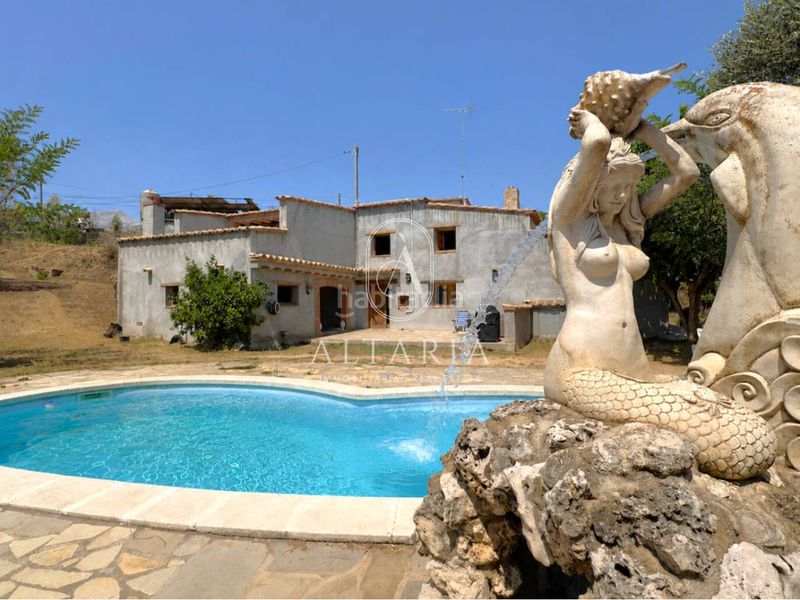 Foto 5a4d98f0-ef8e-4b08-9e2f-1b8572a5f527. Casa amb aparcament piscina a Sant Pere Tordera