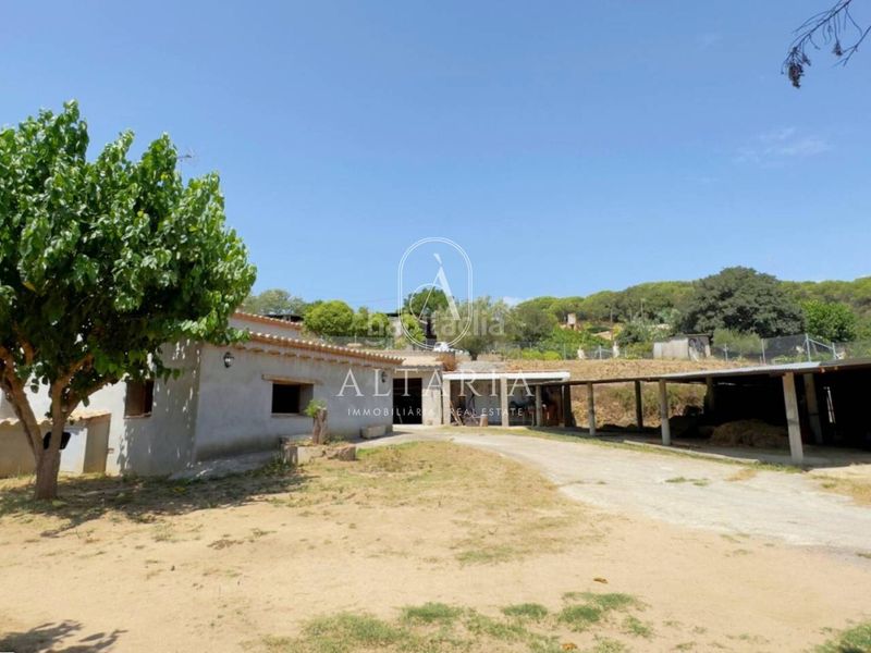 Foto 85a03e1a-ecc7-4c65-b224-b369a3af7004. Casa amb aparcament piscina a Sant Pere Tordera