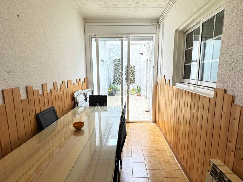 Foto fcbad02e-5f65-4589-a213-64bcd12a4bb6. Casa in Malgrat de Mar