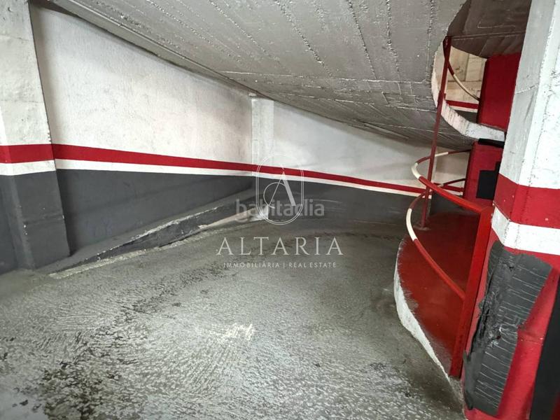 Foto 882d2537-6602-48fb-91ce-d9a7c269eadb. Aparcament cotxe a Roquetes Barcelona