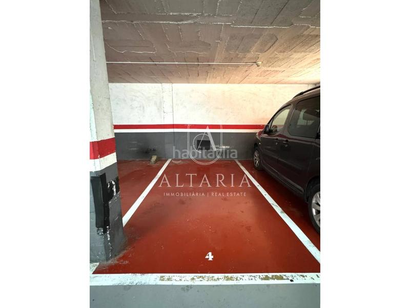 Foto be1406a8-2875-4d13-97fb-823b609aabad. Aparcament cotxe a Roquetes Barcelona