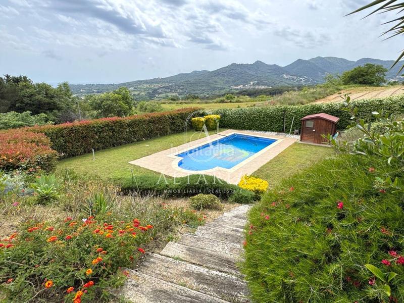 Foto 2602be47-90a2-4acb-961c-d630e26c1721. Casa amb aparcament piscina a Urbanitzacions Mataró