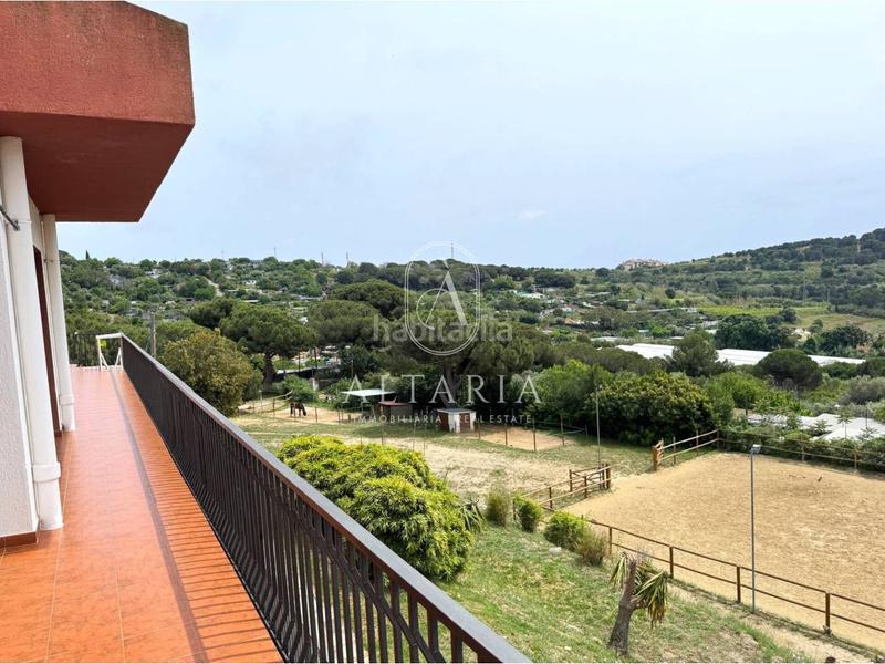 Foto 6a2da0bf-e4ff-40e1-867c-15ae7a659ba5. Casa amb aparcament piscina a Urbanitzacions Mataró