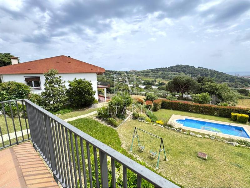 Foto 832bb779-d167-4cb4-ab01-23eaf7f77de8. Casa amb aparcament piscina a Urbanitzacions Mataró