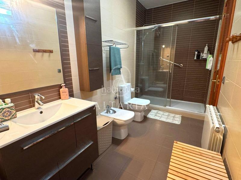 Foto a6f168f0-4ccd-4209-9367-7d4bd63d59f6. Casa amb aparcament piscina a Urbanitzacions Mataró