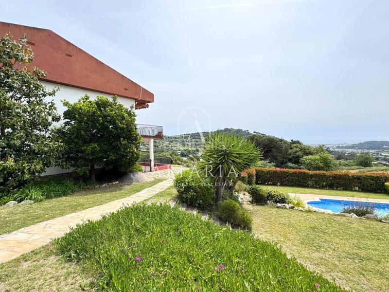 Foto d679f29a-e152-4457-873e-9e13c239ff3e. Casa amb aparcament piscina a Urbanitzacions Mataró