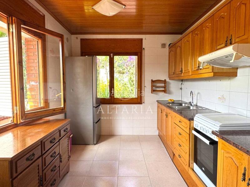 Foto 0192e4fc-abc8-4958-b43d-3233c13bdad8. Chalet con riscaldamento parcheggio piscina in Arenys de Munt