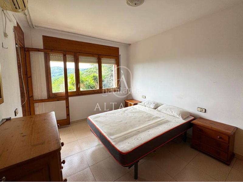 Foto 9cb76640-543b-41a2-9896-339a3c0d76f3. Chalet con riscaldamento parcheggio piscina in Arenys de Munt