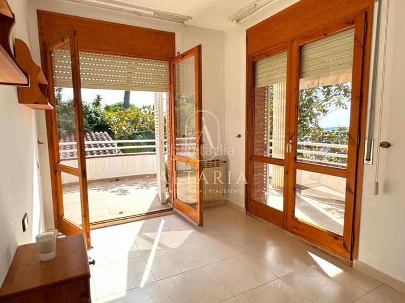 Foto a752aeef-c41c-4ad7-a360-4e933d270c7d. Chalet con riscaldamento parcheggio piscina in Arenys de Munt